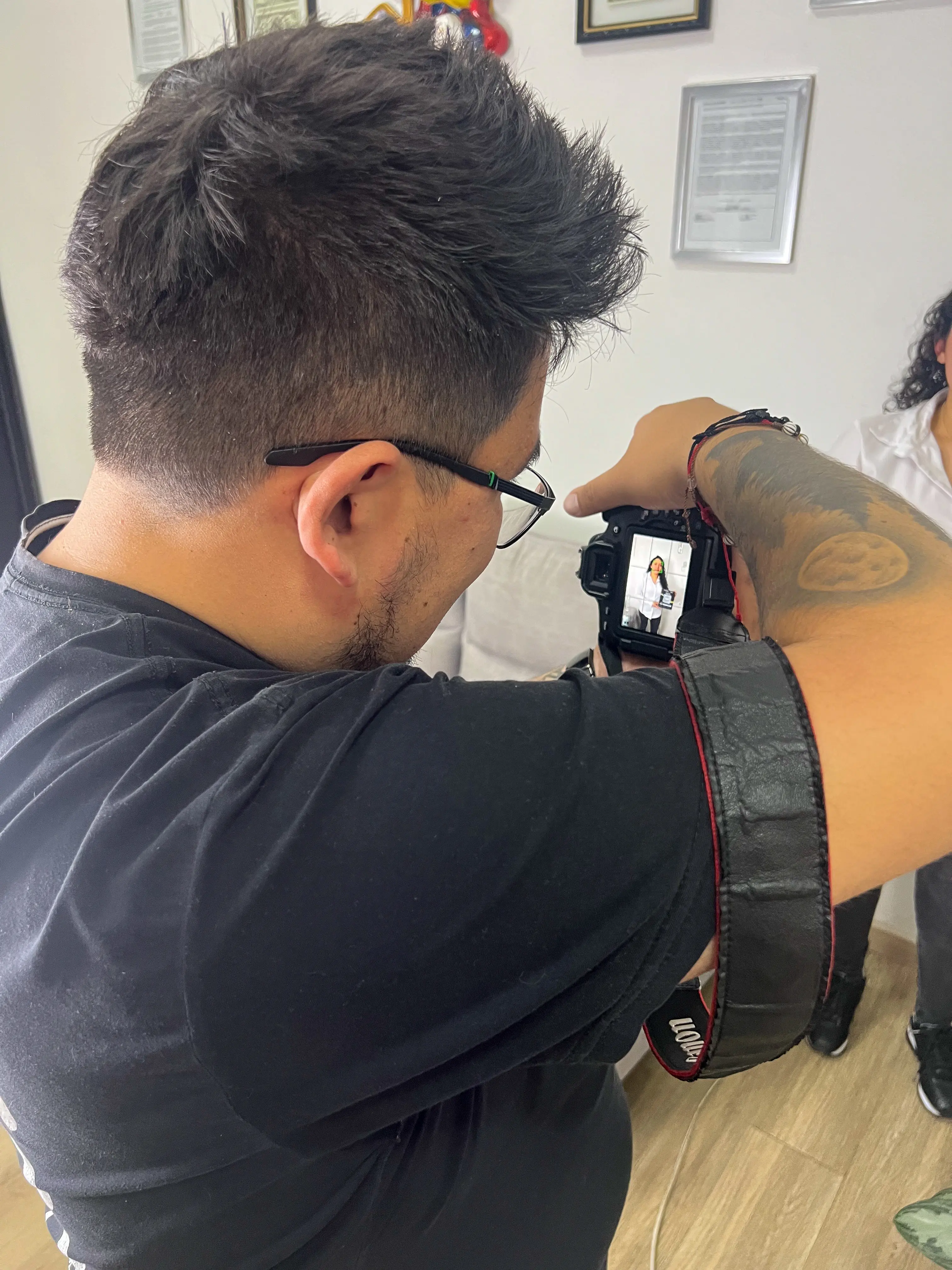 Equipo de Código Creativo en acción
